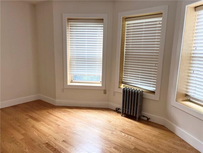 Foto del edificio - 560 67th St