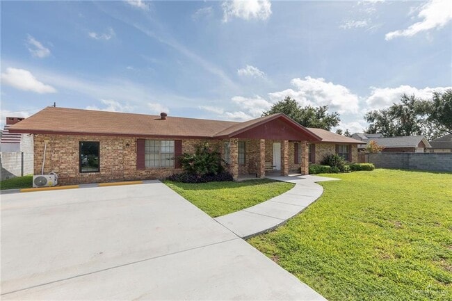 Building Photo - 3316 Palenque Dr