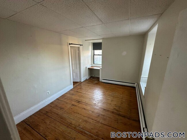 Building Photo - 183 Harvard St