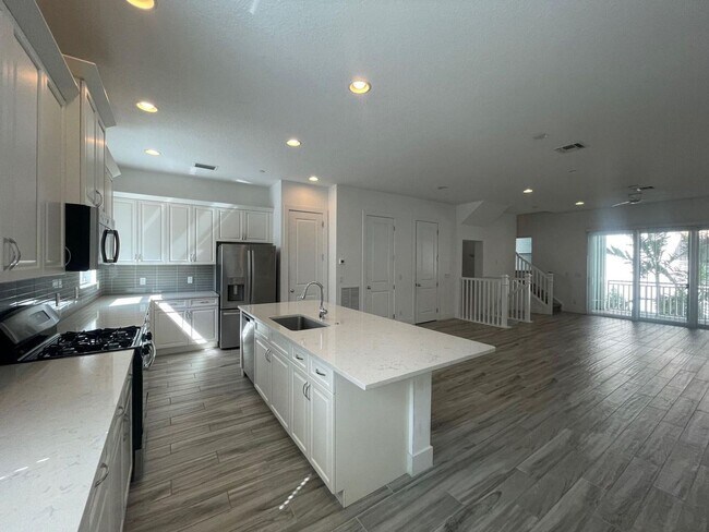 Building Photo - 8086 Hobbes Wy