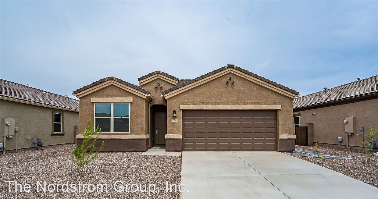 10223 N Crooked Peak Trail, Marana, AZ 85653 House for Rent in Marana