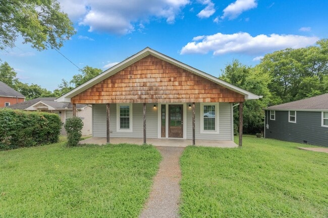 Charlotte Park/Nations bungalow home for r... - Charlotte Park/Nations bungalow home for r...
