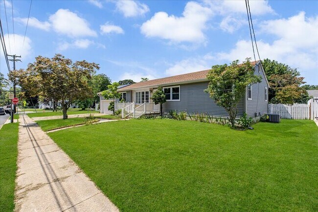 Foto del edificio - 2127 Oak Ave