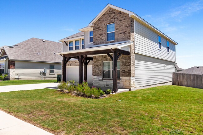 Foto del edificio - 6822 Titan Pk