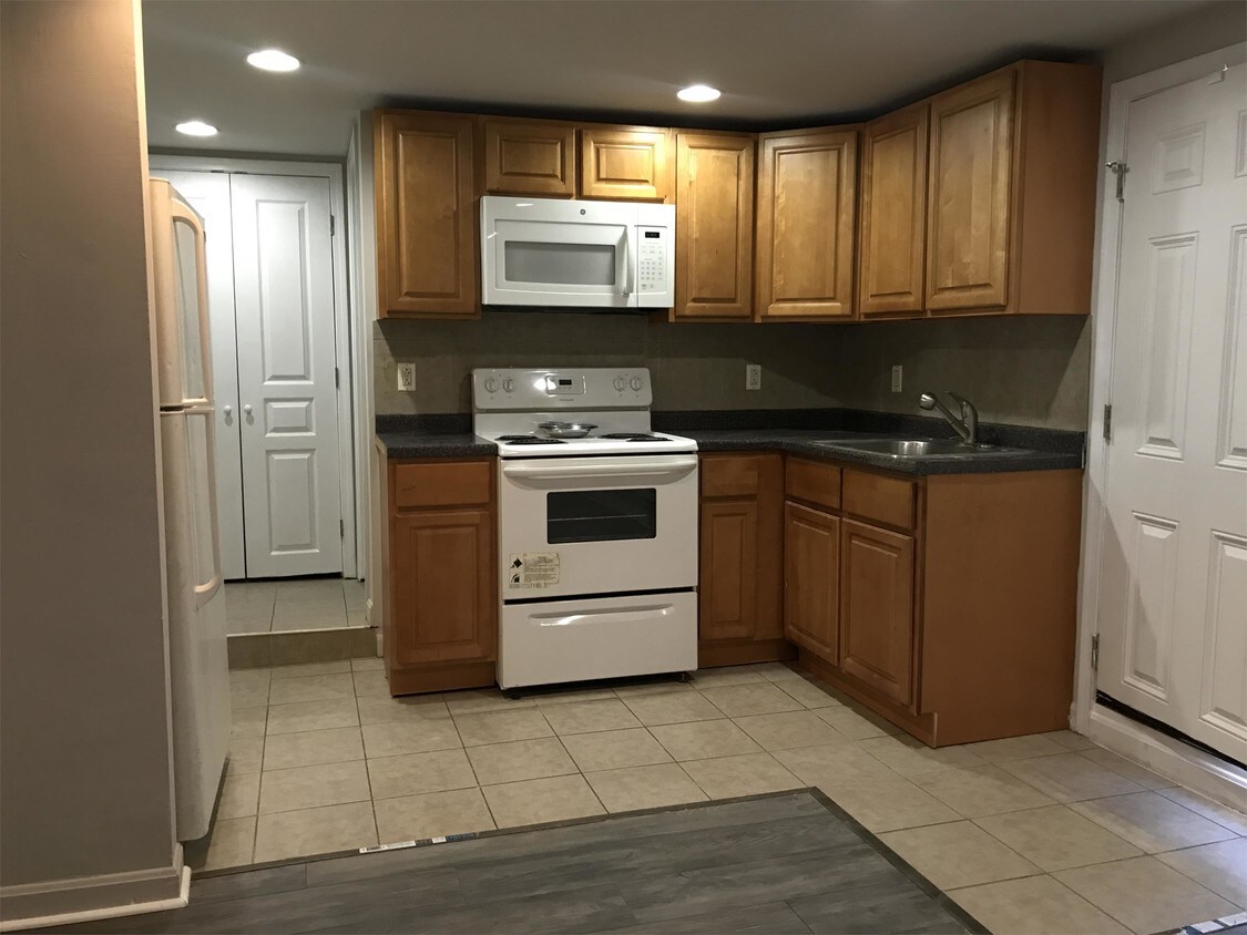 Primary Photo - 1823 N 59th St