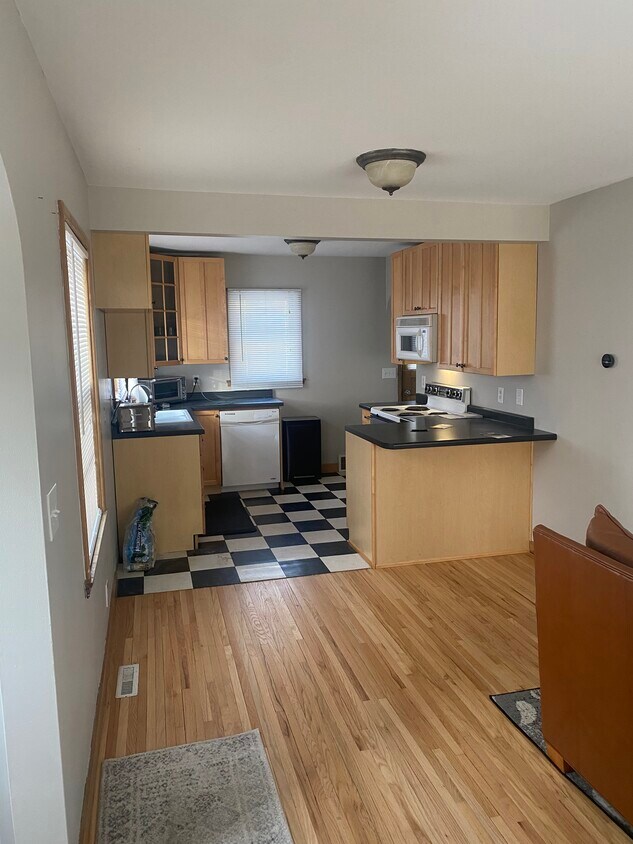 265 S Oak St, Waconia, MN 55387 House Rental in Waconia, MN