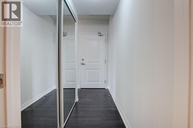 Building Photo - 1202 Main St E