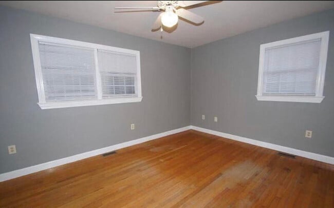 Photo - 212 N Eastern St House