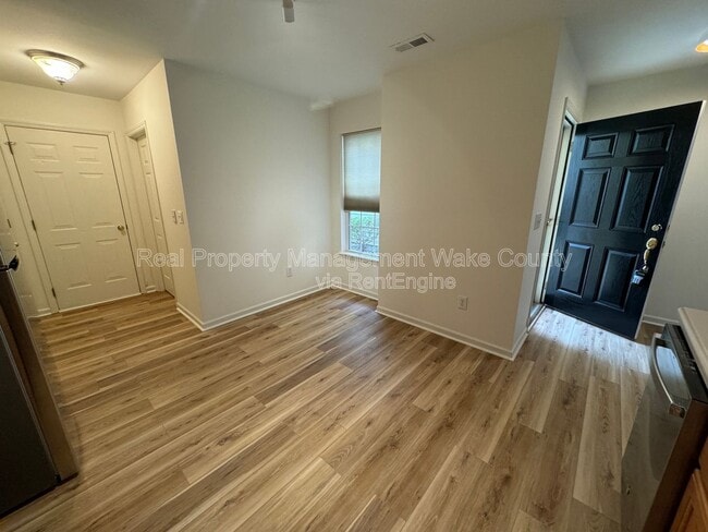 Building Photo - 2617 Vega Ct