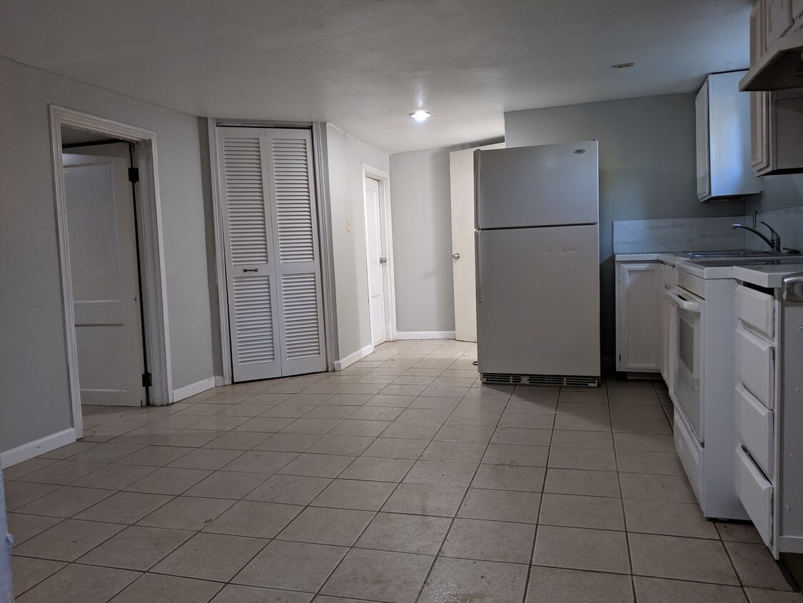 23330 104th Ave SE, Kent, WA 98031 House for Rent in Kent, WA