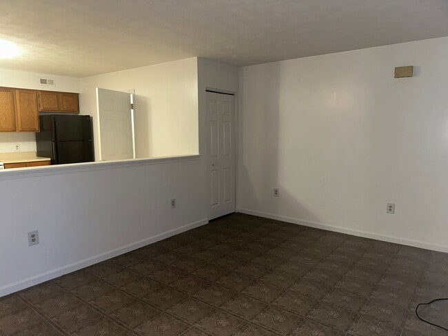 Photo - 215 S Eaton St Apartment