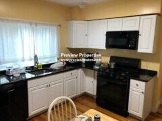Foto principal - 58 Waverly St