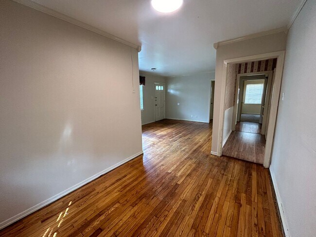 Foto del edificio - Beautiful 2 Bedroom Home in Sunset Acres
