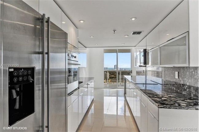 Foto del edificio - 9 Island Ave