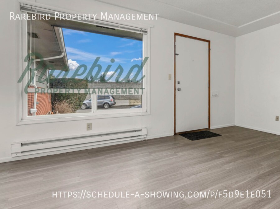 Primary Photo - 1 bed, 1 bath unit now available in NE Por...