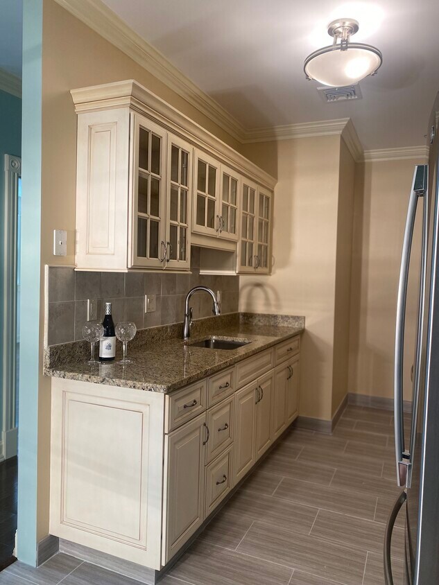 Foto principal - 1057 Pierpont St