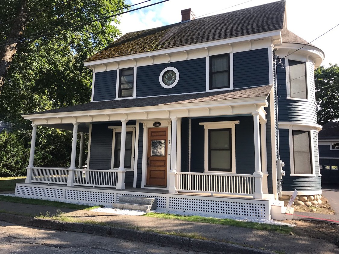 Beautiful dwelling in Rockland Maine - 72 Talbot Ave