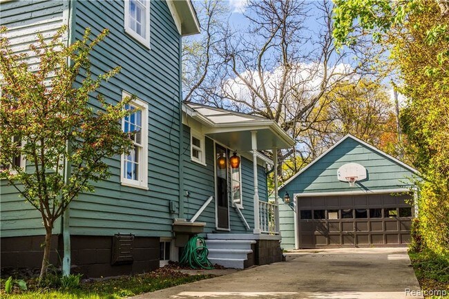 Foto del edificio - 510 W University Dr