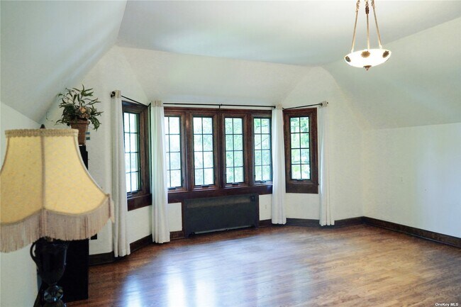 Building Photo - 91 Arleigh Rd