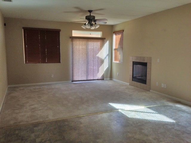 Building Photo - 4178 Red Oak Ln
