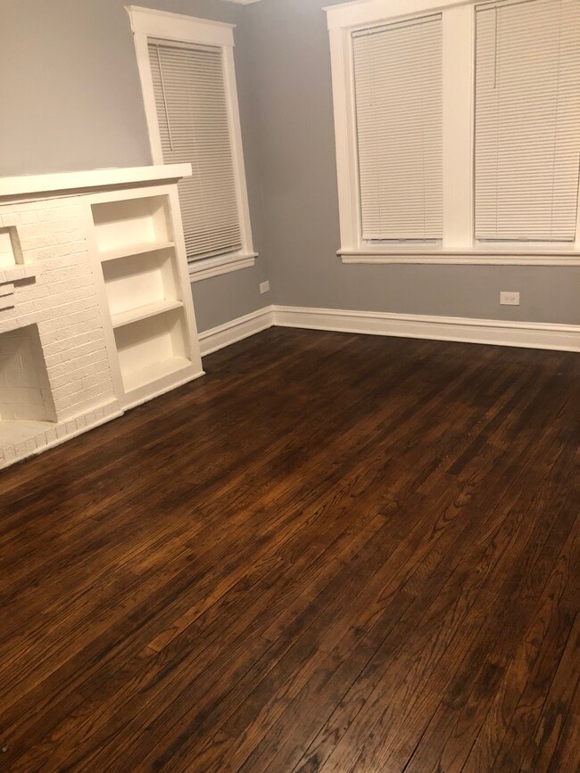 SALA DE ESTAR - 1818 N Luna Ave