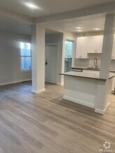 Building Photo - 626 Natoma St