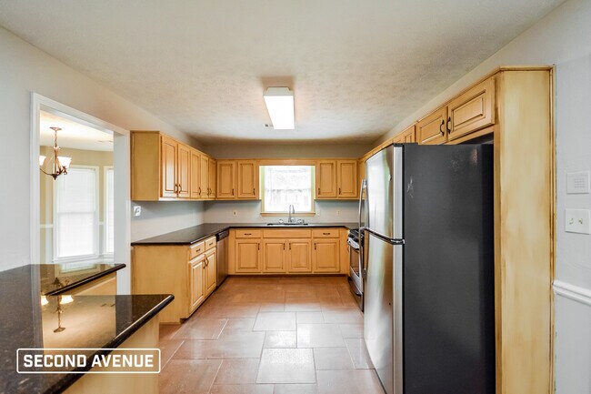 Foto del edificio - 4830 Thornwood Dr