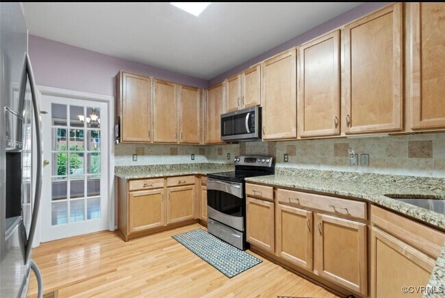 Building Photo - 9533 Meadowview Rd