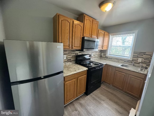 Photo - 807 Stoll St Apartment