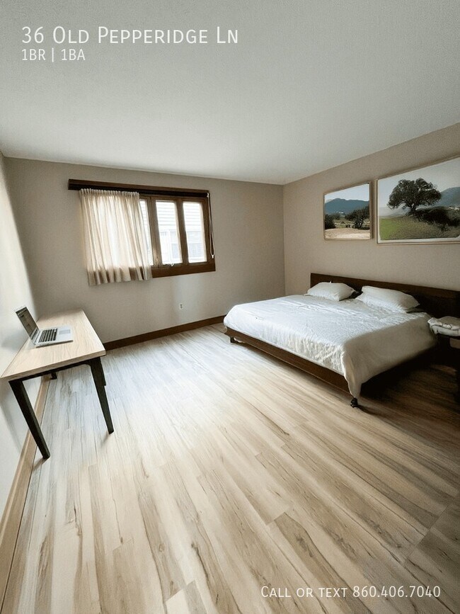 Foto del edificio - 36 Old Pepperidge Ln