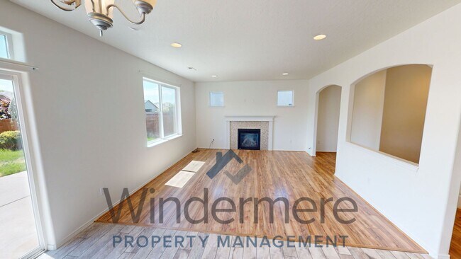 Foto del edificio - 229 Kokanee Ln