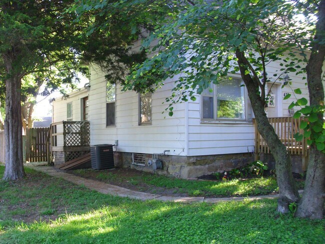 Foto del edificio - 432 W Jefferson St