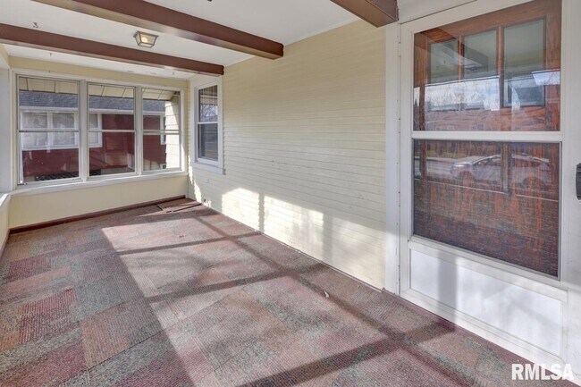 Foto del edificio - 2601 W Kenwood Ave