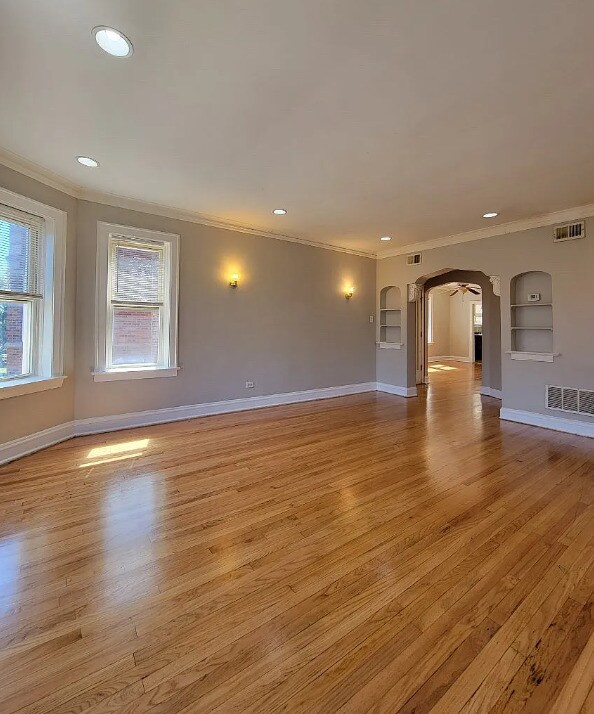 Foto del edificio - 7806 S Winchester Ave