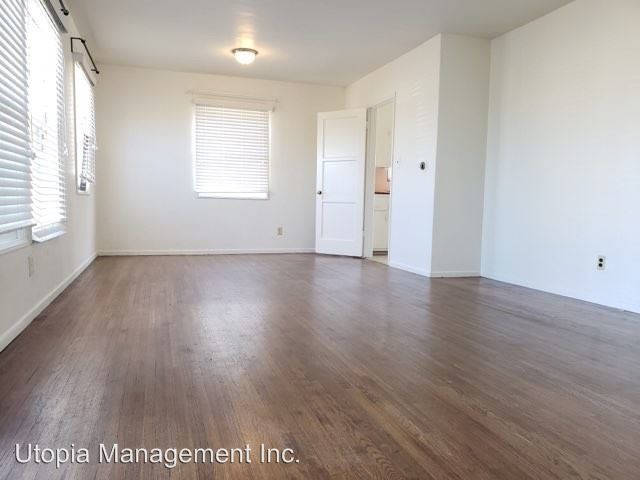 Building Photo - 3 br, 2 bath House - 4254 E. Overlook Drive