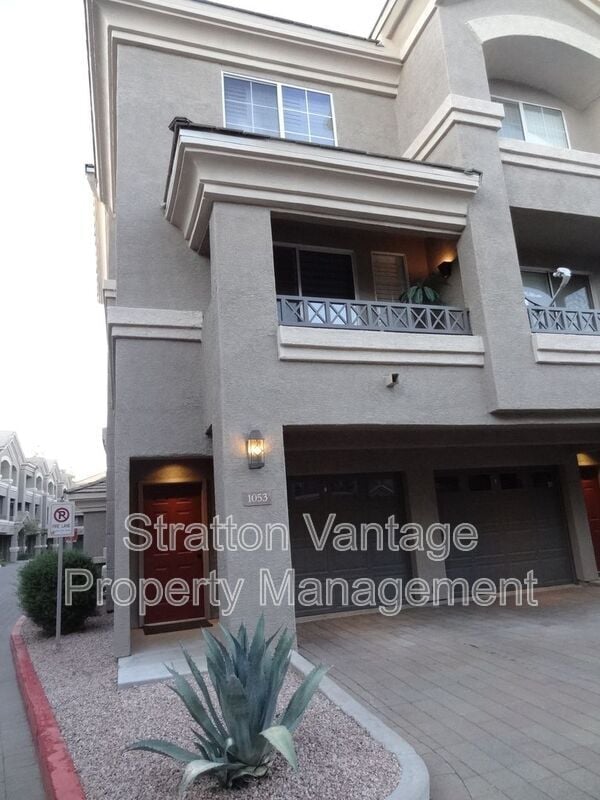 Building Photo - 4455 E Paradise Vlg Pkwy S