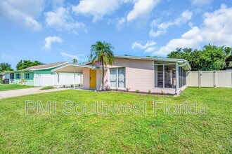 Building Photo - 3111 Bayshore Gardens Pkwy