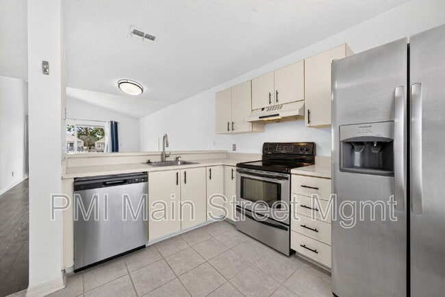 Foto del edificio - 2512 Woodgate Blvd
