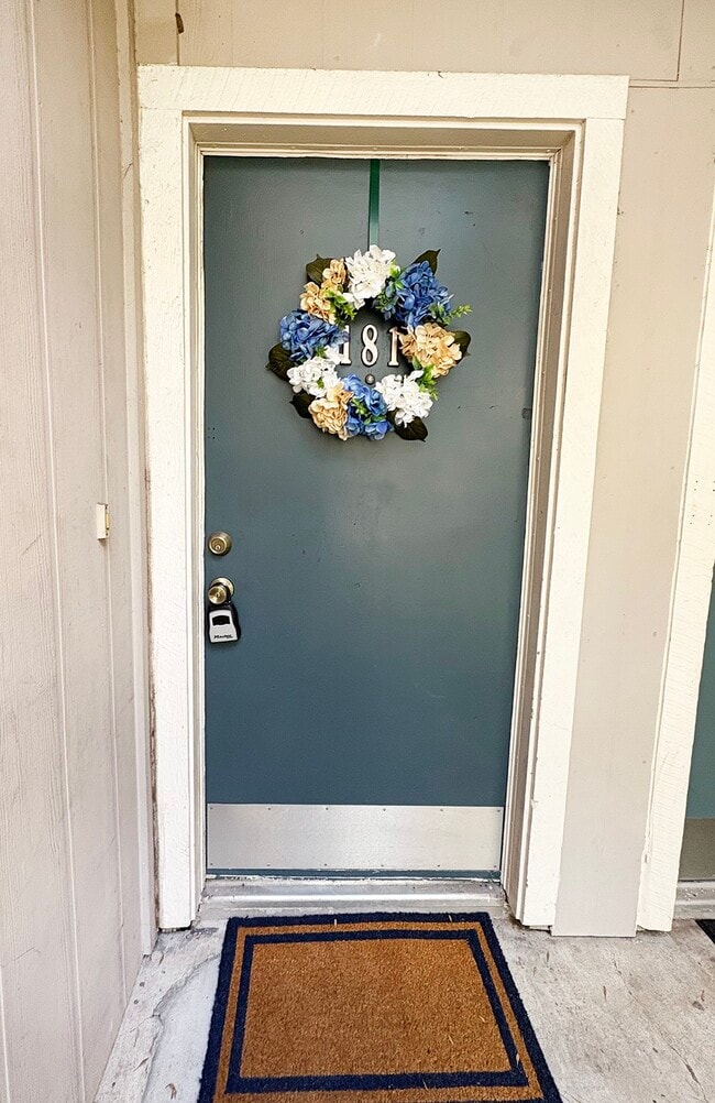 Building Photo - 7950 N Stadium Dr