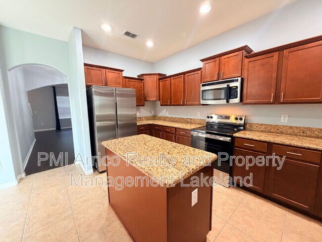 Foto del edificio - 3648 Madbury Cir