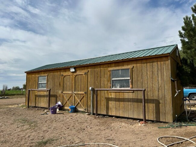 Building Photo - 60 N 160 E