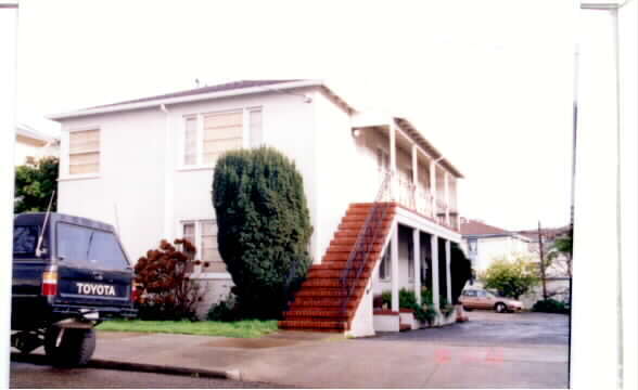 Foto del edificio - 167 Capuchino Dr