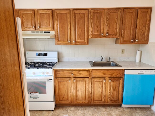 Building Photo - 2467 NJ-10