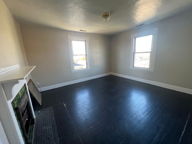 Foto del edificio - 1406 Campbell Ave SW