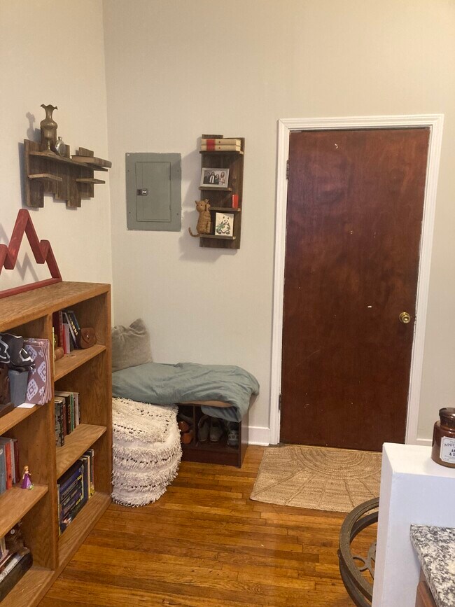 Building Photo - 1185 Commonwealth Ave