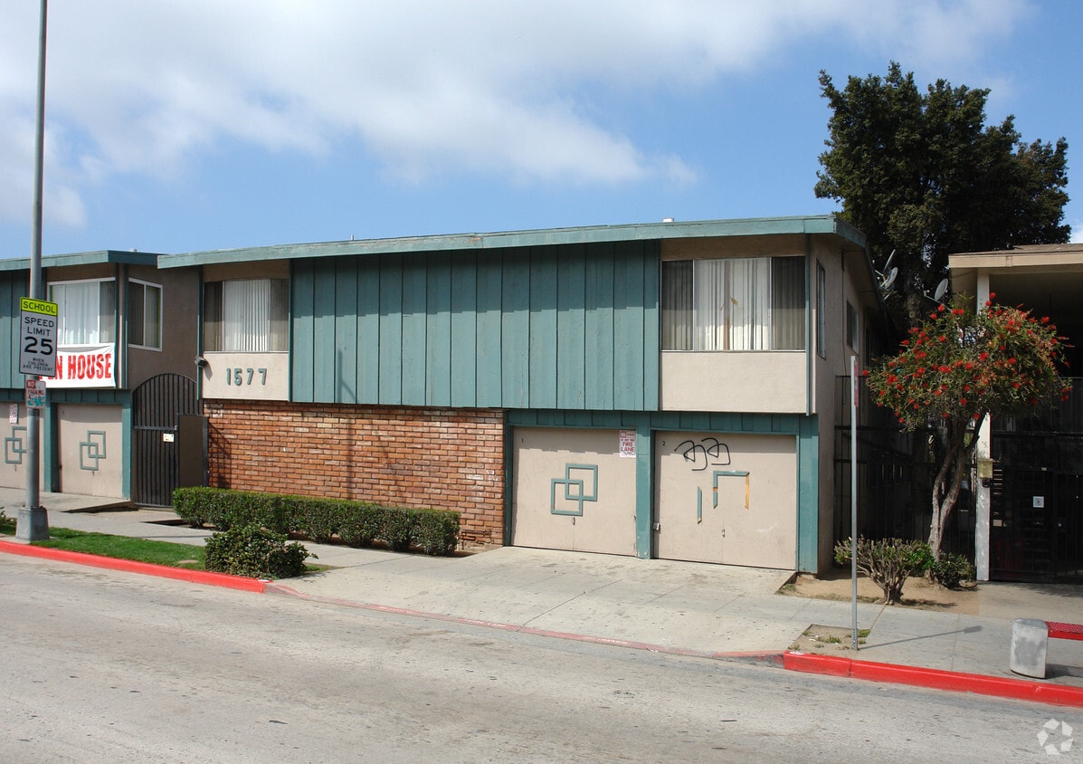 Building Photo - Westland @ Pacific