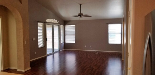 Building Photo - RARE RENTAL IN COVETED EAGLE SUMMIT - 3 BD...