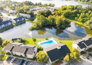 Building Photo - 4033 Henley Rd