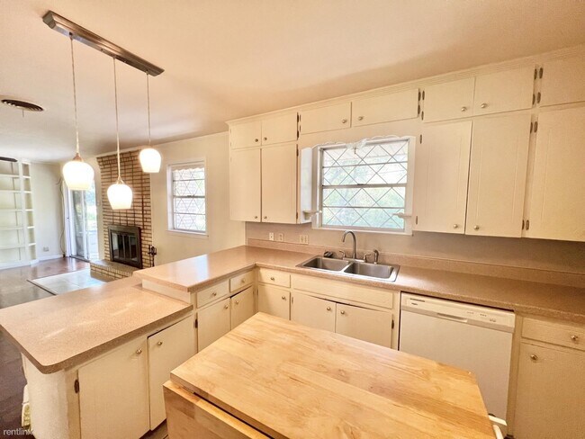 Building Photo - 3 br, 2 bath House - 2514 Quail Trl