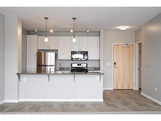 Foto del edificio - 7600 Lyndale Ave S